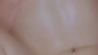 Die Duschbrause befördert mich zum Höhepunkt