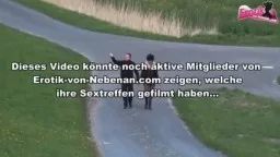Reife Deutsche will vom jungen Mann öffentlich gefickt werden