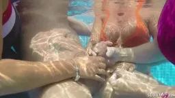 Deutsche Swinger Party am Pool