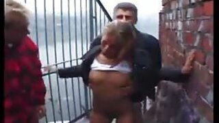 Mädchen aus Berlin ohne Gnade durchgebumst